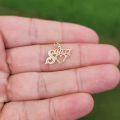 Colgante con forma de corazón de oro de 14 quilates o 18 quilates