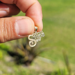 14K or 18K Gold Special Friend Pendant