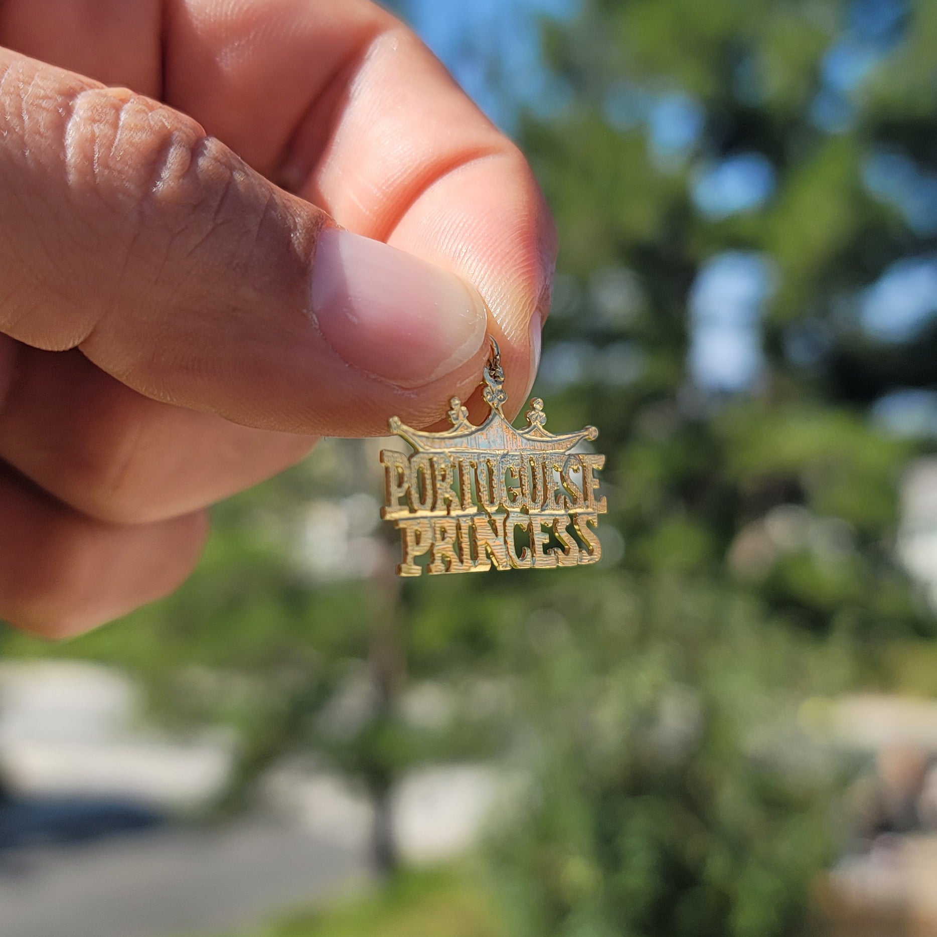 14K or 18K Gold Portuguese Princess Pendant