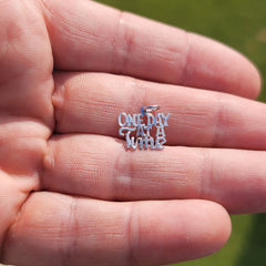 14K oder 18K Gold Einzigartiger Anhänger mit Spruch