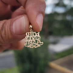 Anhänger aus 14-karätigem oder 18-karätigem Gold mit der Aufschrift „Who Gives A Shit“