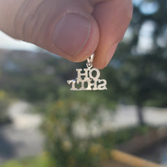 Anhänger mit „Oh Shit“-Spruch aus 14 Karat oder 18 Karat Gold