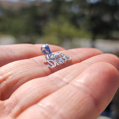 Anhänger mit dem Spruch „Born To Dance“ aus 14-karätigem oder 18-karätigem Gold