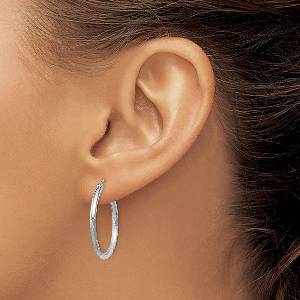 10K White Gold Satin and Diamond-cut 2mm Round Hoop Earrings
