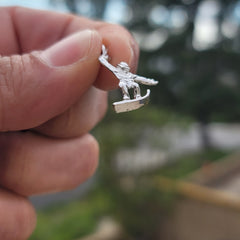 14K or 18K Gold Snowboarding Pendant