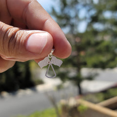 Rennflaggen-Anhänger aus 14 Karat oder 18 Karat Gold