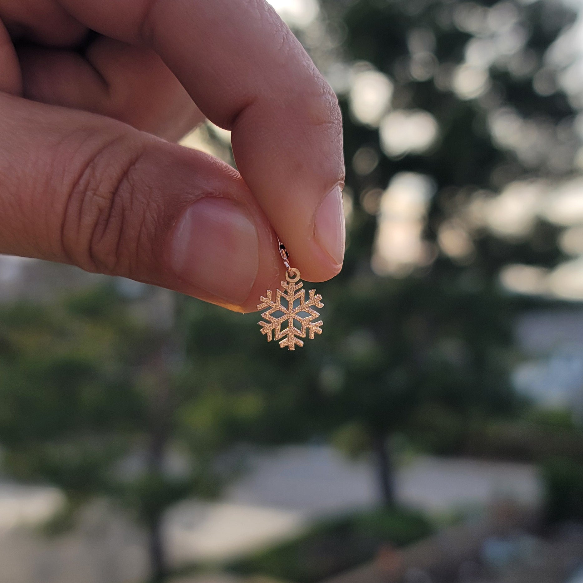 14K or 18K Gold Snowflake Pendant