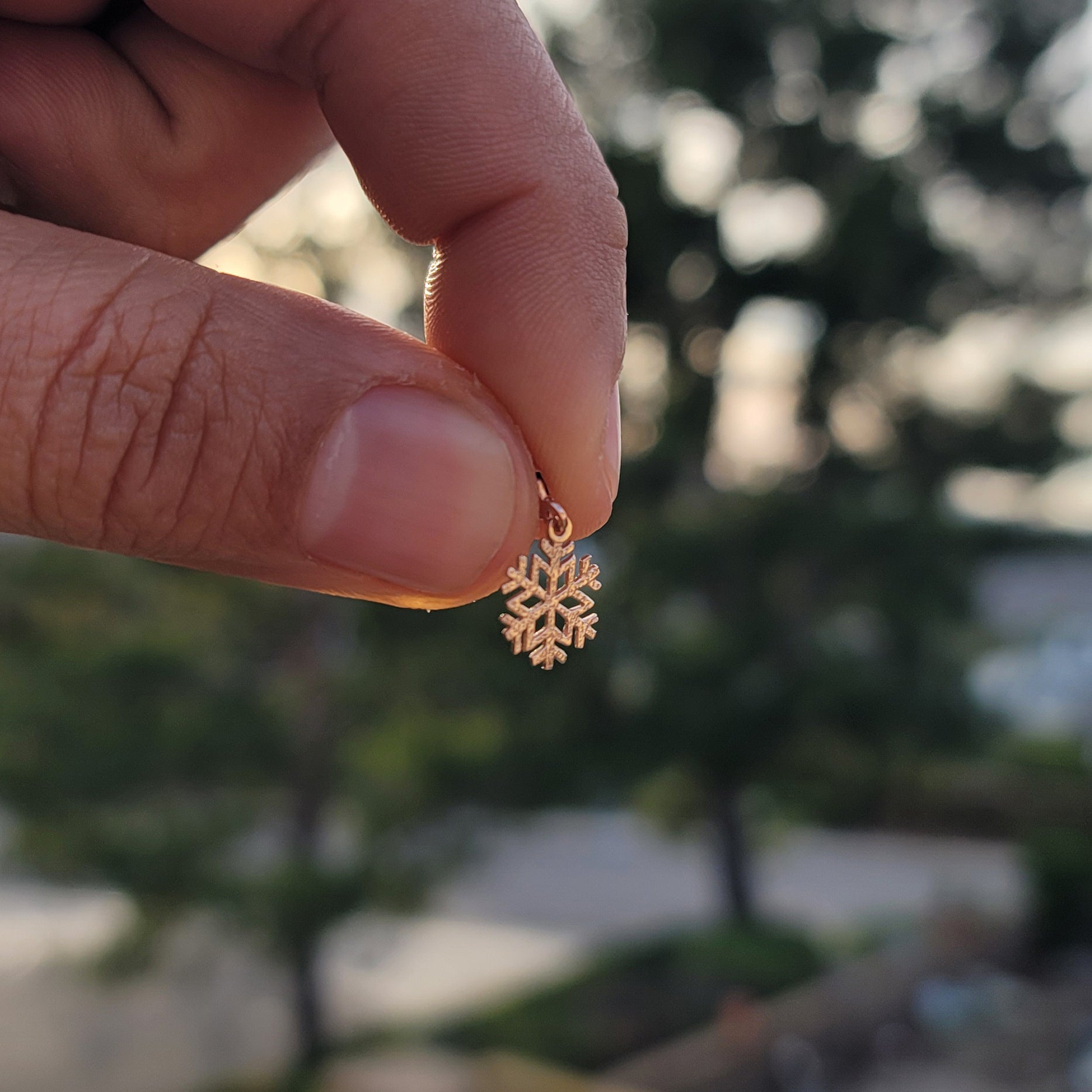 14K or 18K Gold Snowflake Pendant