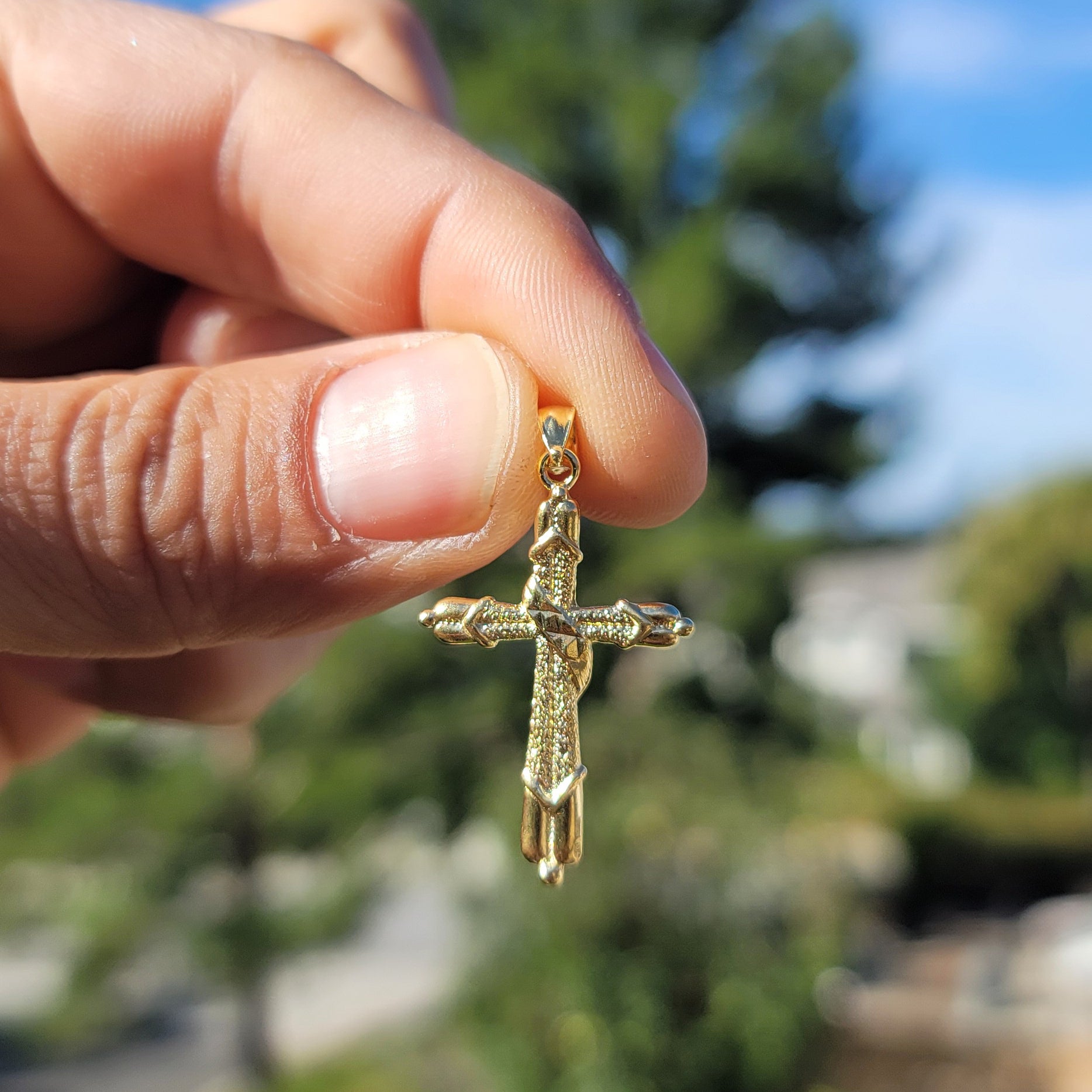 14K or 18K Gold Methodist Cross Pendant