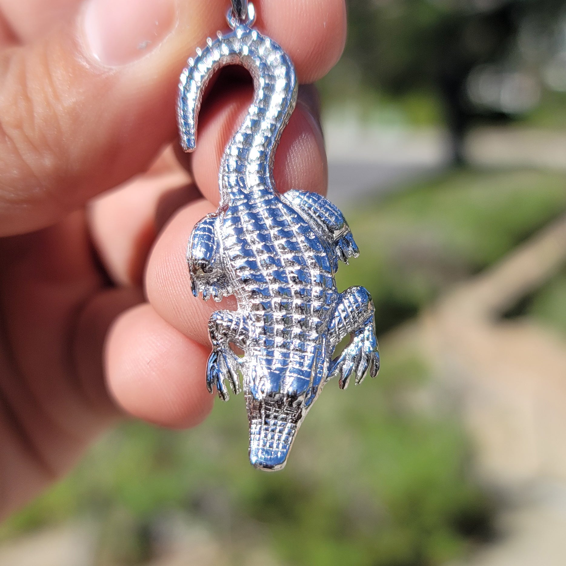 10K, 14K or 18K Gold Alligator Pendant