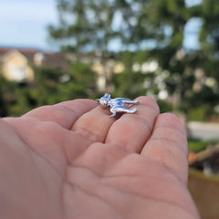 Colgante de perro chihuahua de oro de 10K, 14K o 18K