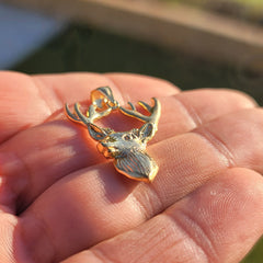 Hirschanhänger aus 10 Karat, 14 Karat oder 18 Karat Gold