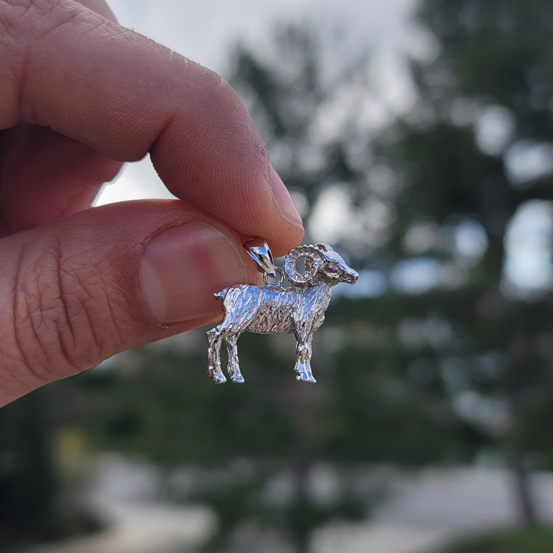 10K, 14K or 18K Gold 3D Ram Pendant