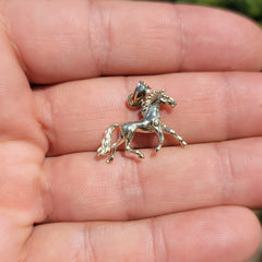 10K, 14K or 18K Gold 3D Mustang Pendant