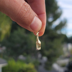 Giraffenanhänger aus 10 Karat, 14 Karat oder 18 Karat Gold