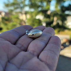 10K, 14K or 18K Gold 3D Football Pendant