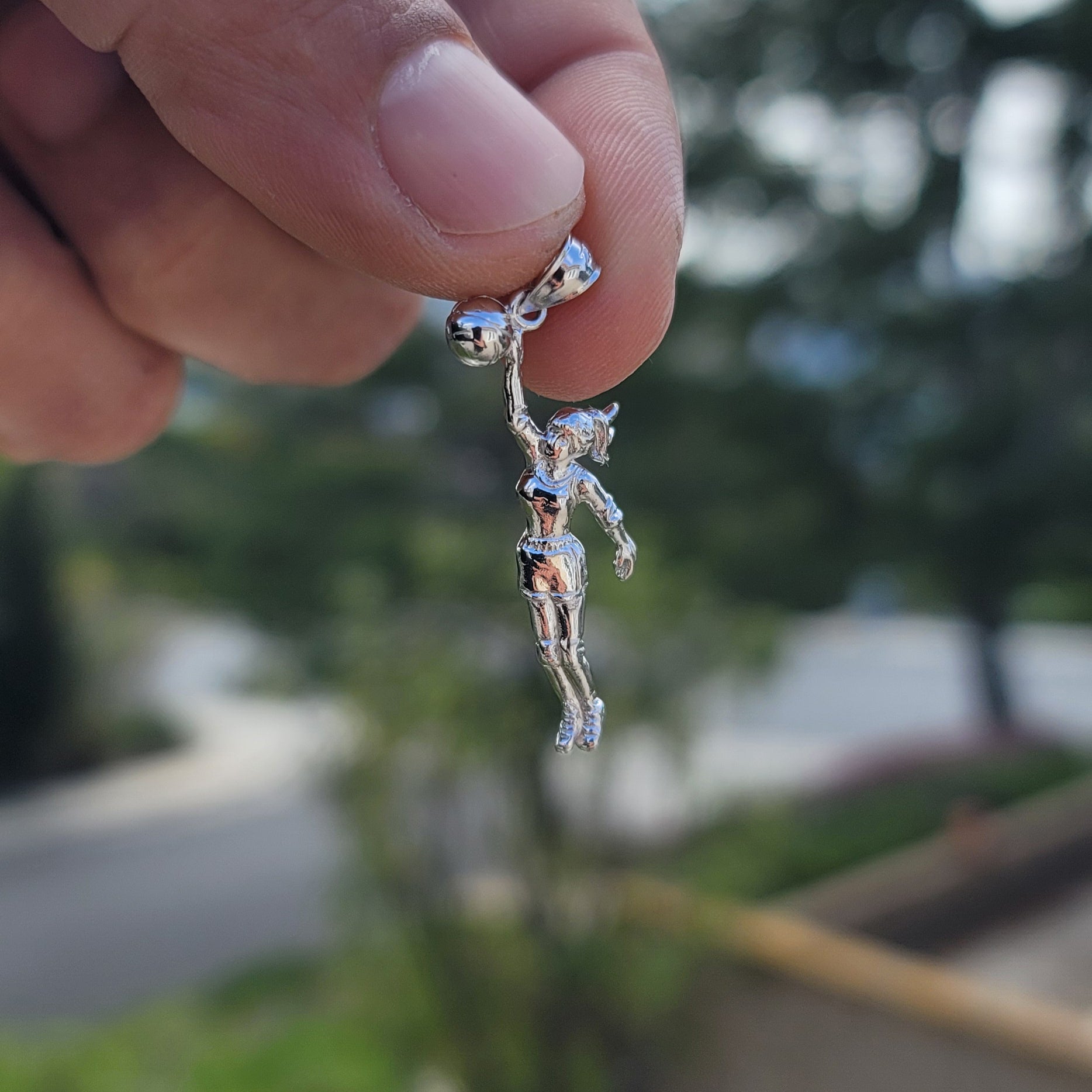 10K, 14K or 18K Gold Basketball Player Pendant