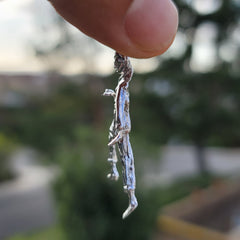 Colgante de Karate de Artes Marciales de Oro de 10K, 14K o 18K