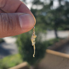 14K or 18K Gold Runner Pendant