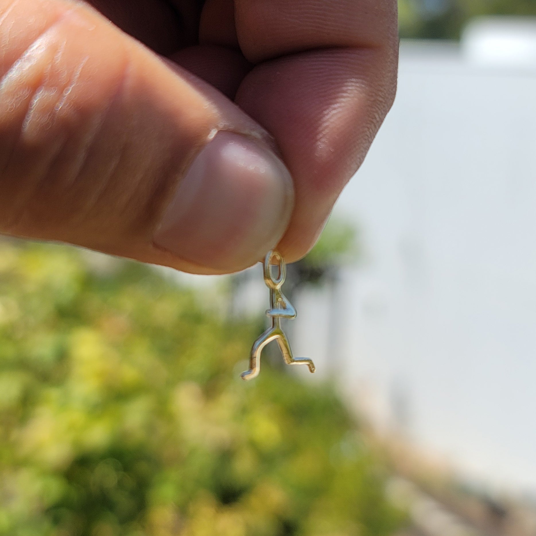 14K or 18K Gold Runner Pendant