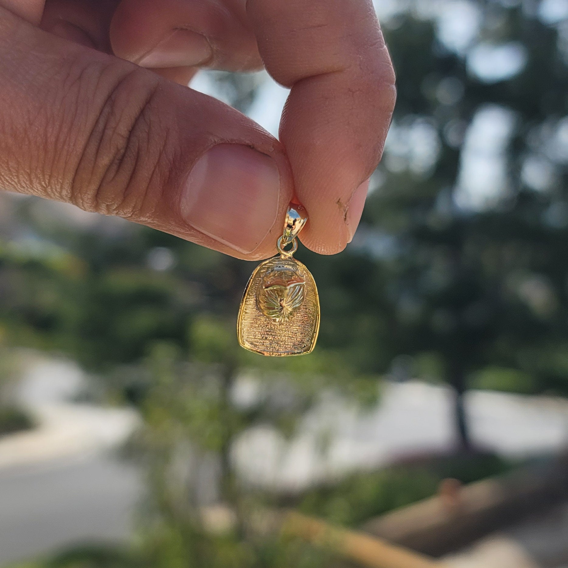 10K, 14K or 18K Gold Fireman's Helmet Pendant