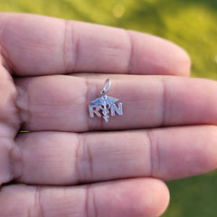 14K oder 18K Gold RN Registered Nurse Anhänger