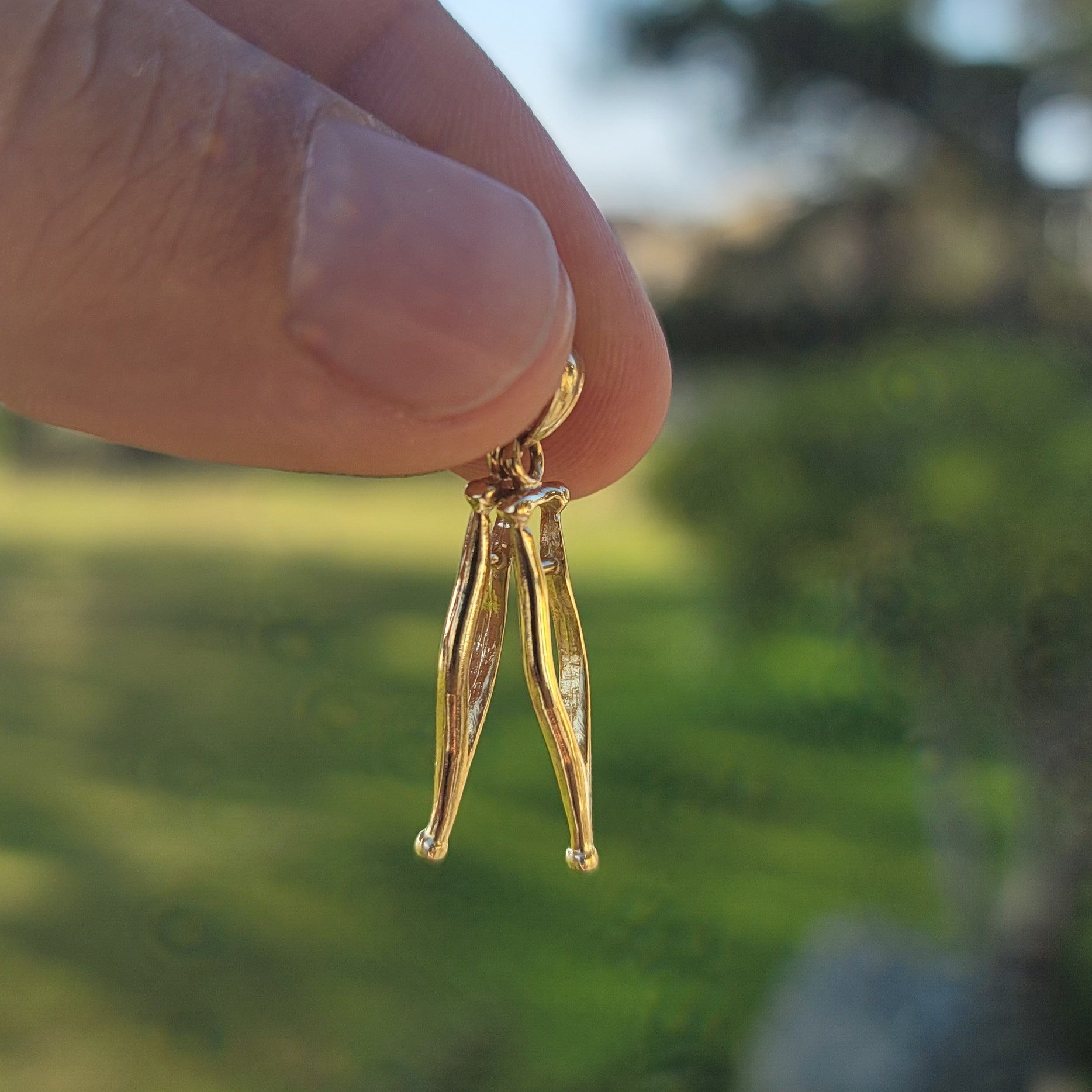 10K, 14K or 18K Gold 3D Crutches Pendant