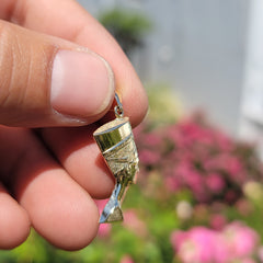 10K, 14K or 18K Gold Nefertiti Pendant