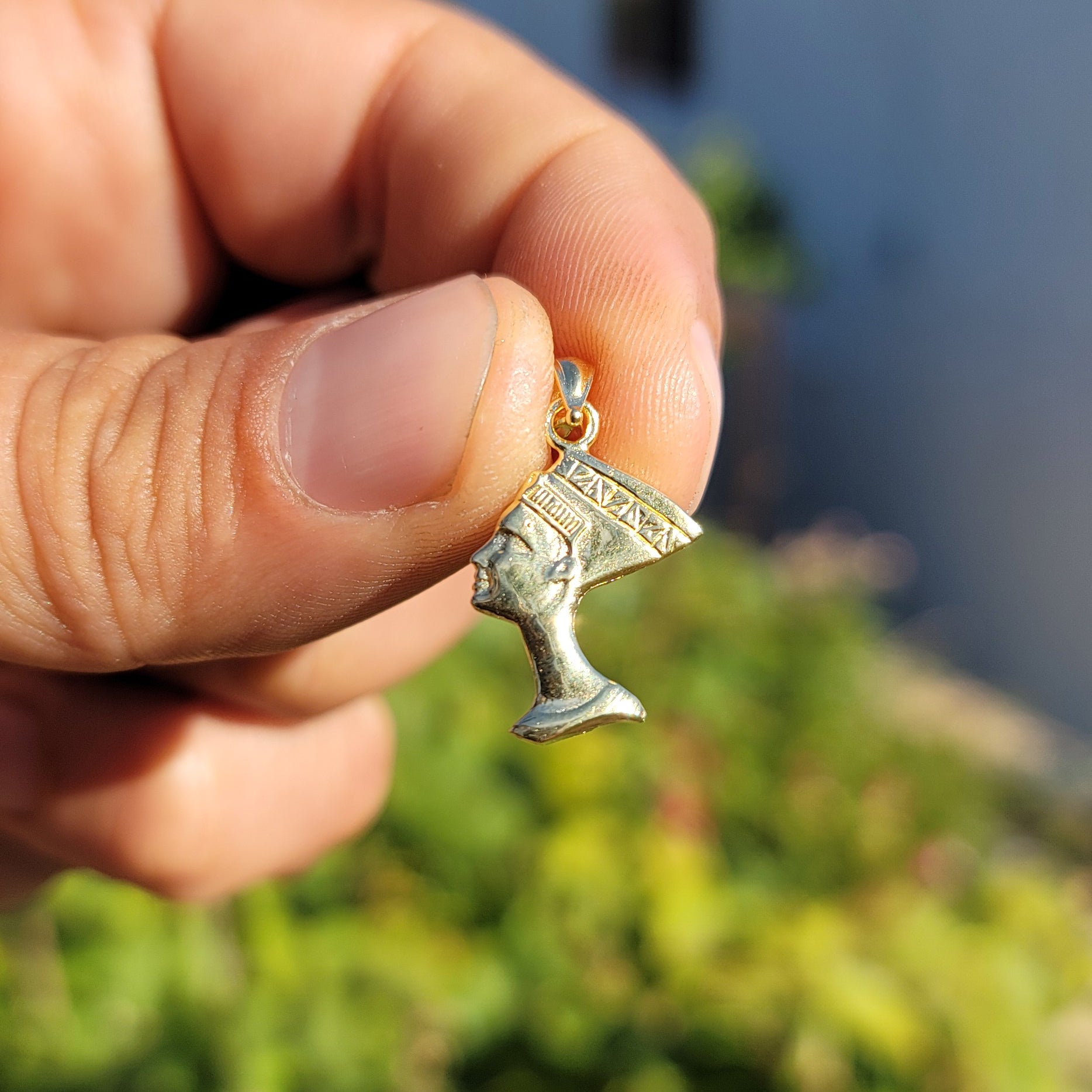 14K or 18K Gold Nefertiti Pendant