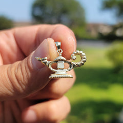 10K, 14K or 18K Gold Genie Lamp Pendant