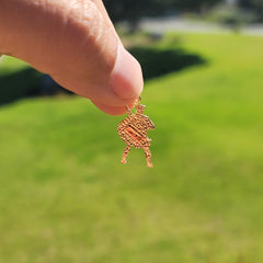 Colgante Caballero con Espada y Escudo de Oro de 14K o 18K