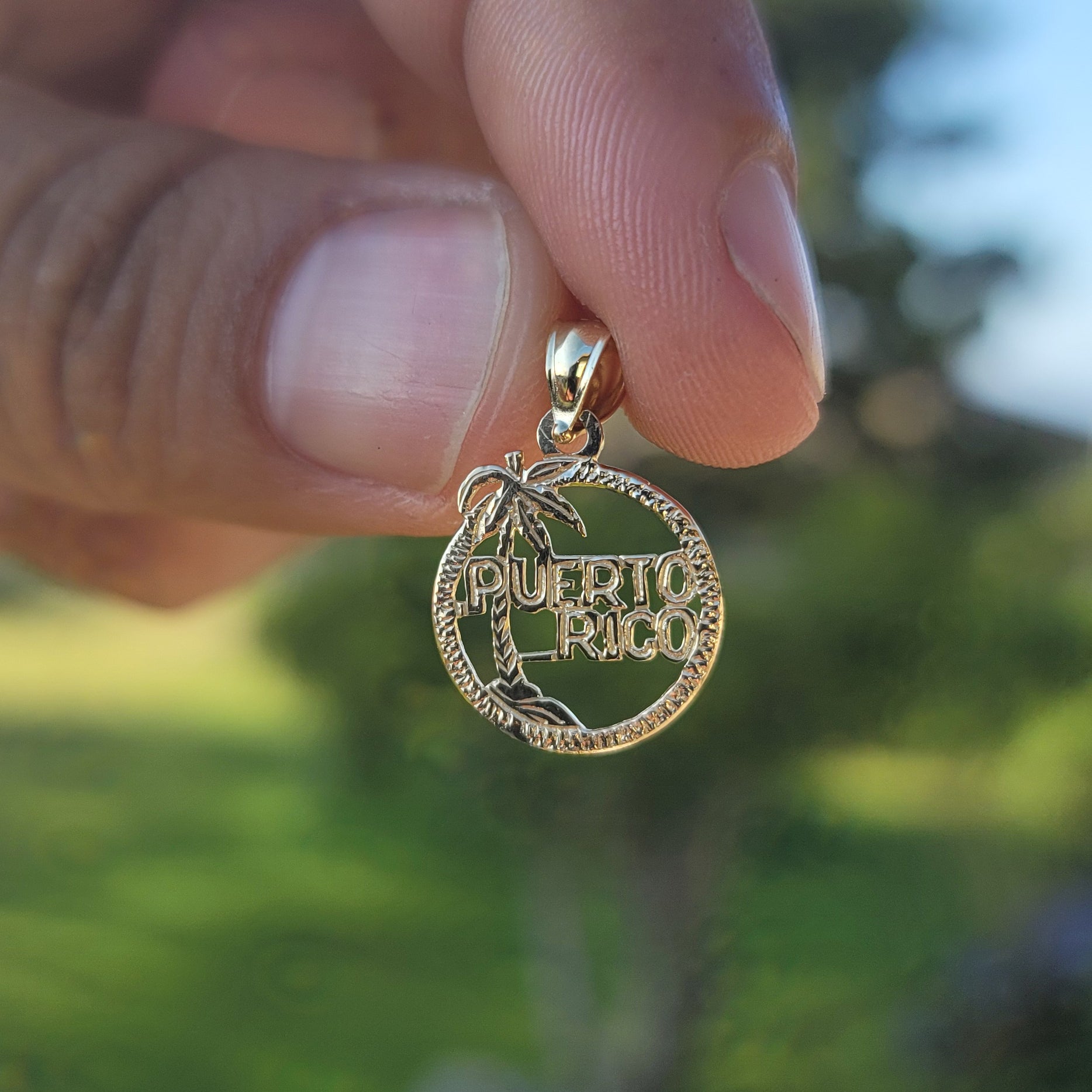 14K or 18K Gold Puerto Rico Pendant