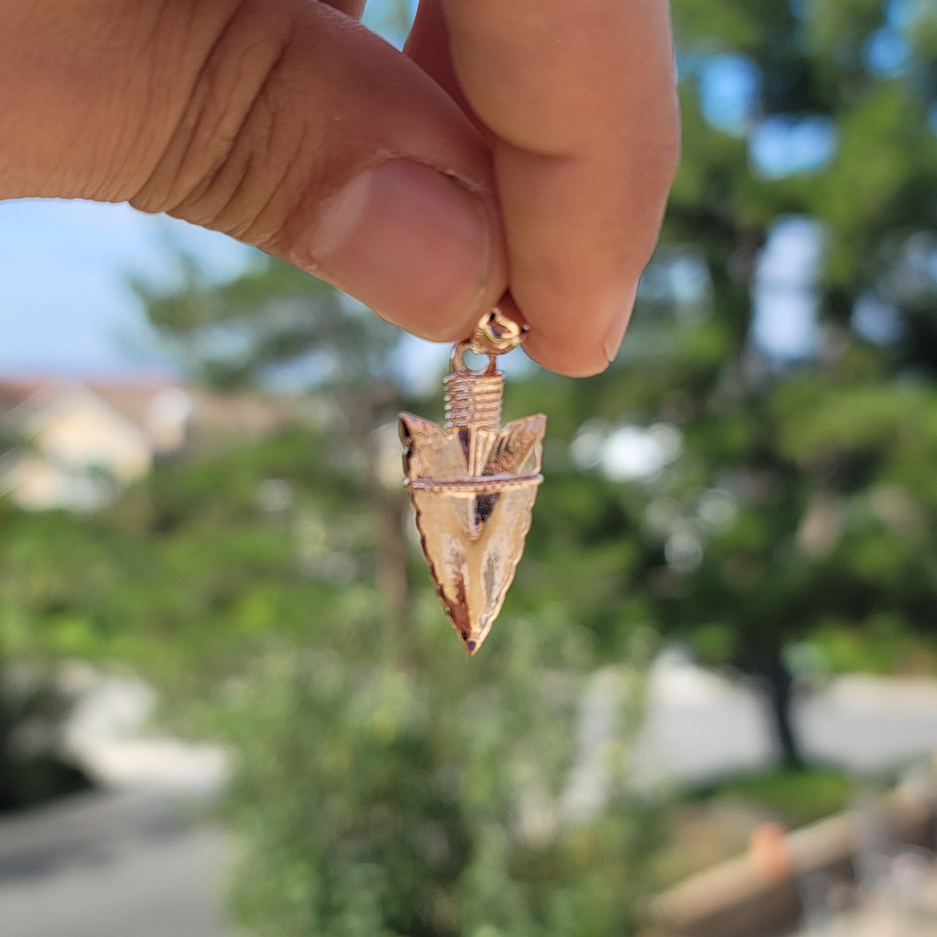 10K, 14K or 18K Gold 3D Arrowhead Pendant