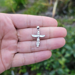 Colgante de tótem de oro de 14 quilates o 18 quilates