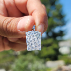 Spielkartenanhänger aus 10 Karat, 14 Karat oder 18 Karat Gold mit Ass und Bube