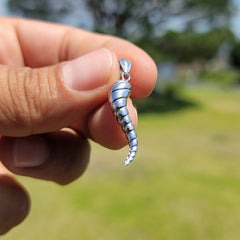 10K, 14K or 18K Gold Solid Italian Horn Pendant