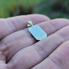 Handgeschnittener, gravierbarer Plattenanhänger aus 14 Karat oder 18 Karat Gold