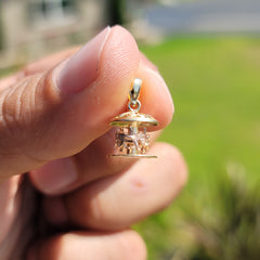 10K, 14K or 18K Gold 3D Carousel Pendant