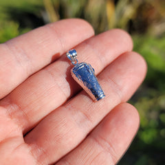 10K, 14K or 18K Gold Congas Pendant