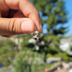 10K, 14K or 18K Gold 3D Record Player Pendant