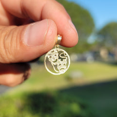 14K oder 18K Gold Drama Maske, Laugh Now, Cry Later Anhänger