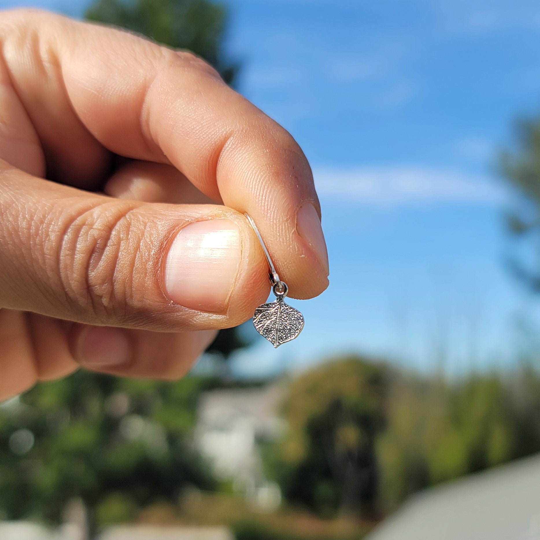 14K or 18K Gold Aspen Leaf Pendant