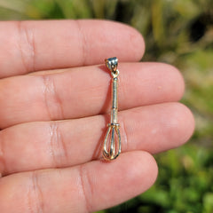 3D-Schneebesen-Anhänger aus 10 Karat, 14 Karat oder 18 Karat Gold