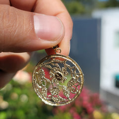 Anhänger mit Blumendesign aus 10 Karat, 14 Karat oder 18 Karat Gold