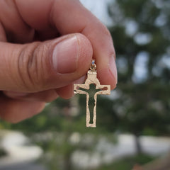 14K oder 18K Gold Jesus Kreuz Anhänger