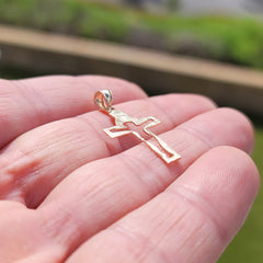 14K oder 18K Gold Jesus Kreuz Anhänger