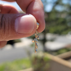 Colgante de cruz de pepita de oro de 14 quilates o 18 quilates