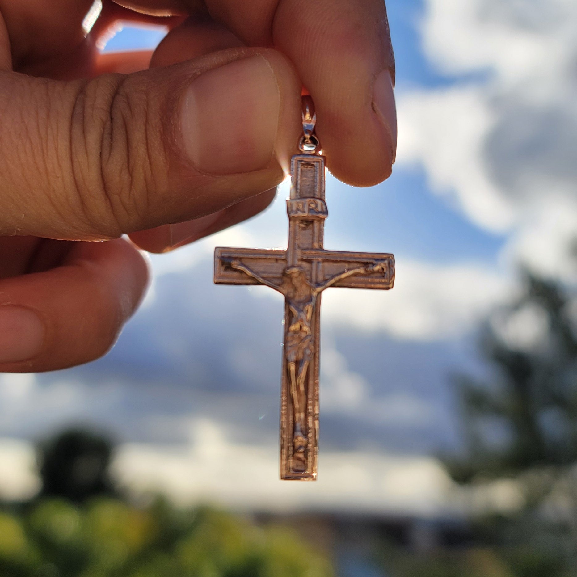 10K, 14K or 18K Gold INRI Crucifix Pendant