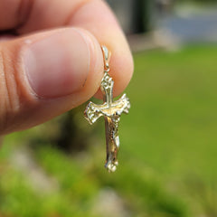 10K, 14K or 18K Gold Budded Crucifix Pendant