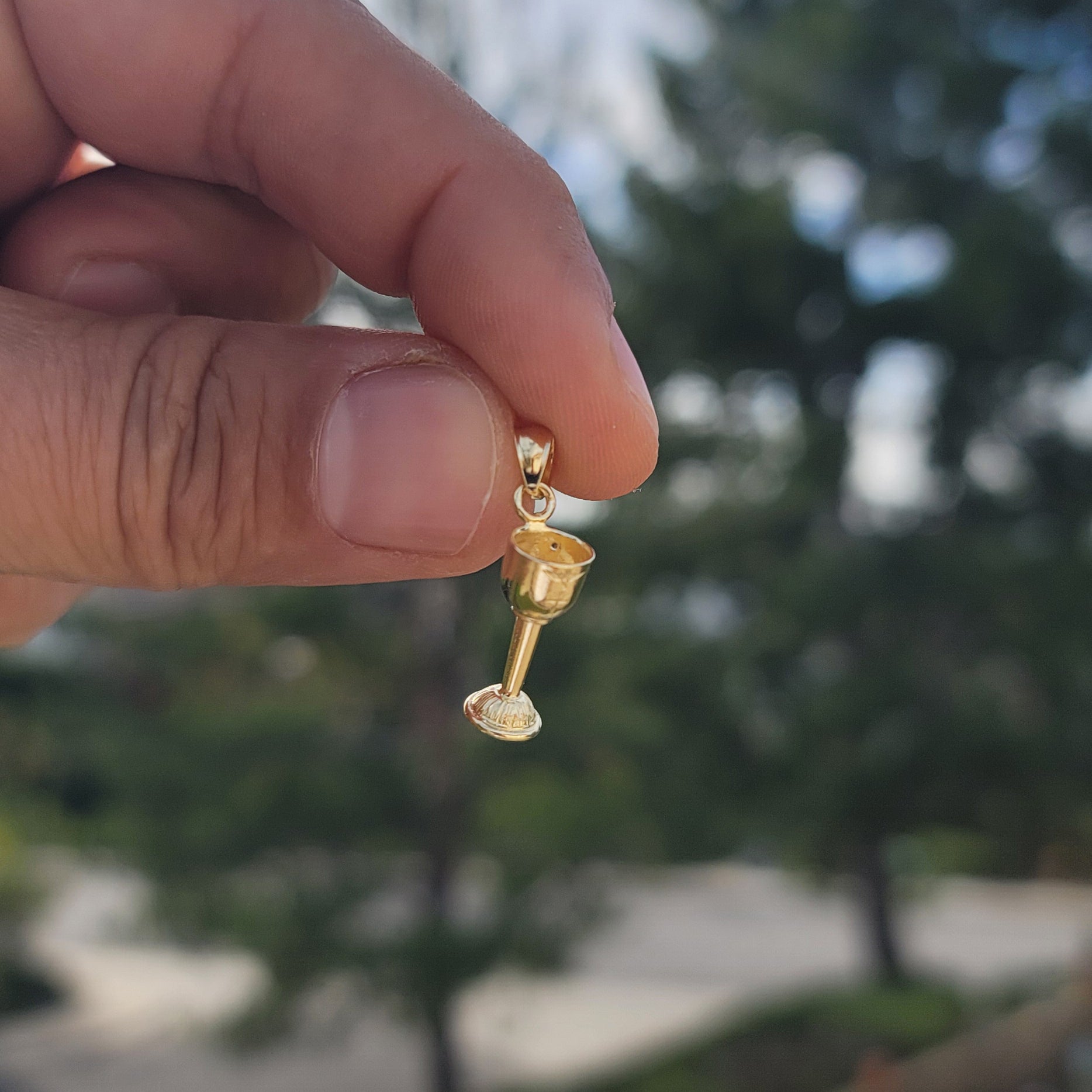 10K, 14K or 18K Gold Communion Cup Pendant
